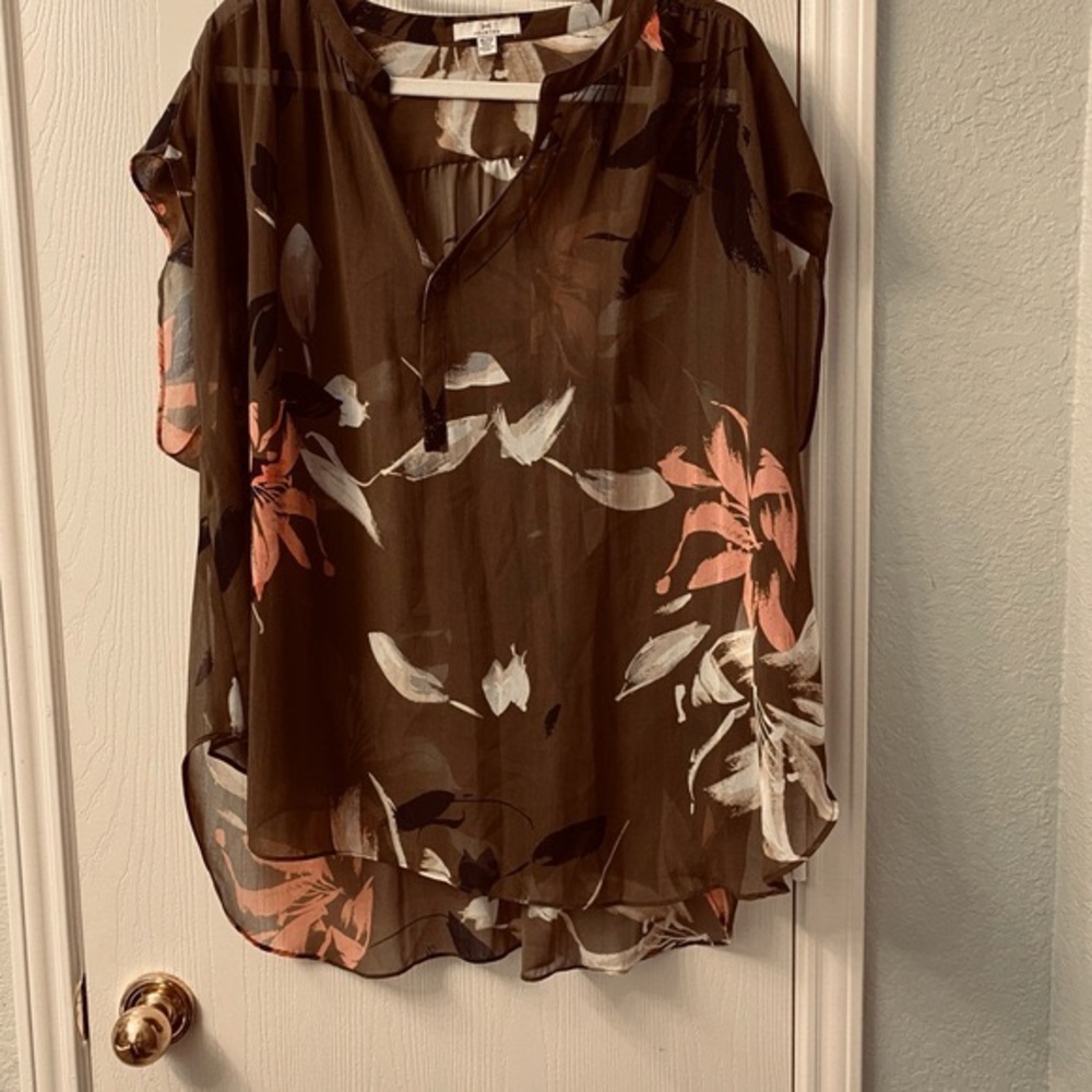 Halston XL olive, pink and white oversized top.